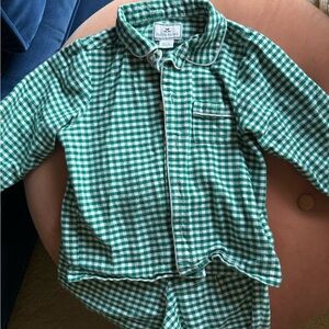 Petit plume green white holiday flannel pajamas
Unisex size 3t

Worn